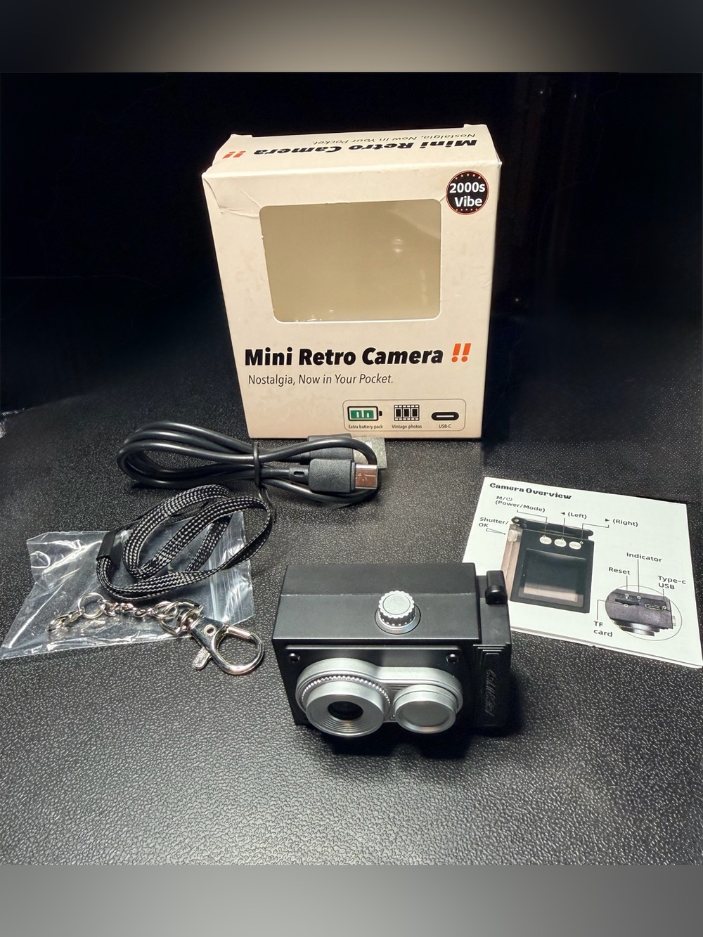 ✨BNIB✨Mini Retro Camera - Picture 2 of 8